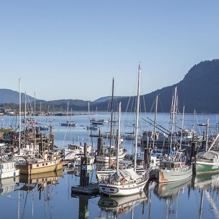 Oceanfront Suites At Cowichan Bay Eksteriør bilde