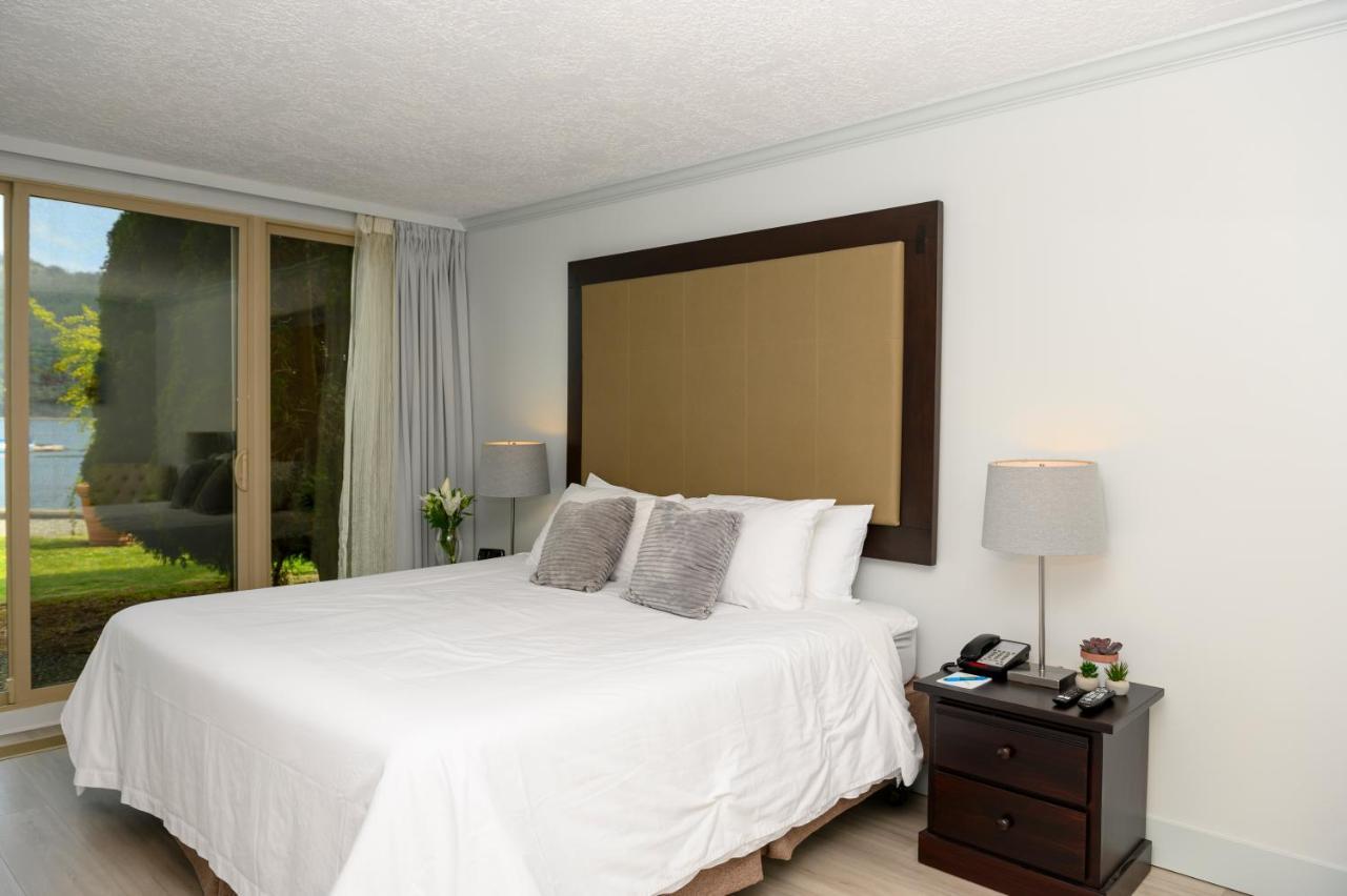 Oceanfront Suites At Cowichan Bay Eksteriør bilde