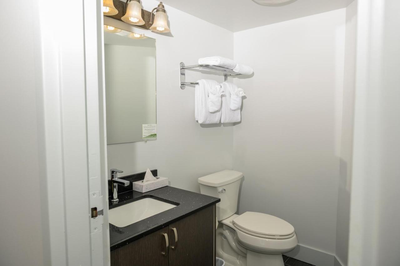 Oceanfront Suites At Cowichan Bay Eksteriør bilde